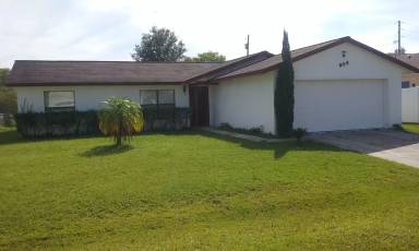 Main picture of 804 Wakefield Way