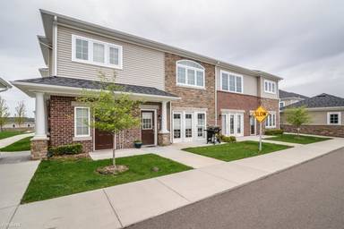 Main picture of 5643 Arbor Chase Dr