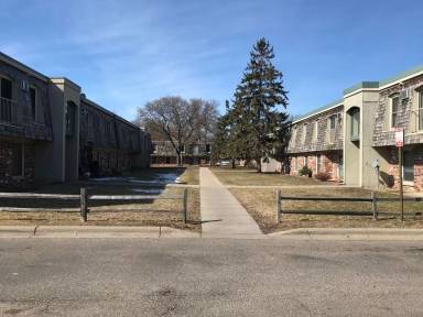 Main picture of 906 9th Ave S