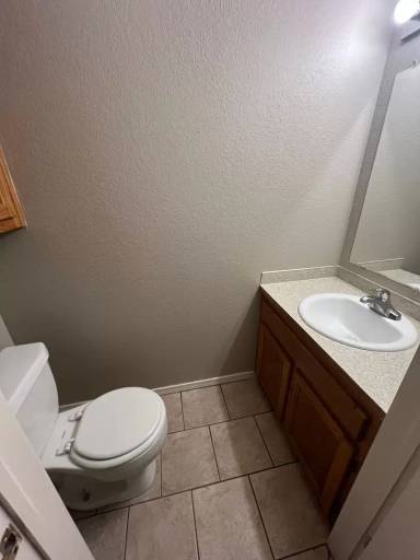 Main picture of 2200 N R St