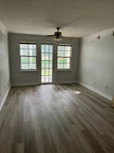 Main picture of 9905 Baywinds Dr