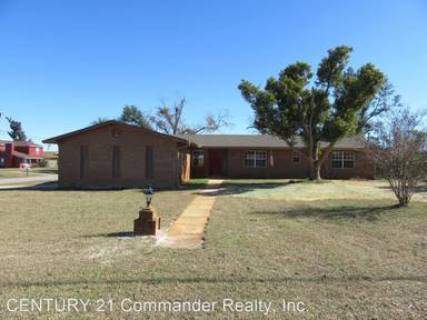 Main picture of 721 Plantation Dr