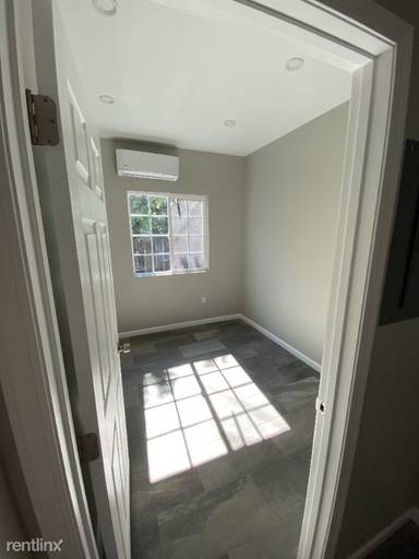 Main picture of 4849 Calhoun Ave