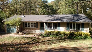 Main picture of 203 Sunnybrook Trl