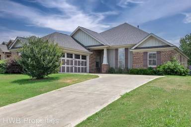 Main picture of 1917 Chancellor Ridge Rd