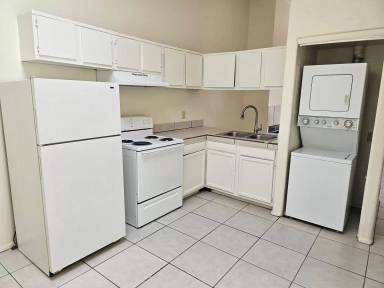 Main picture of 379 E Thoroughbred St
