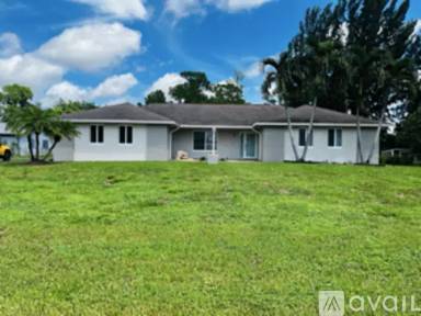 Main picture of 120 Canton Rd