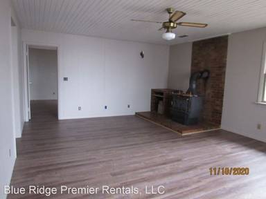 Main picture of 240 Primrose Ln