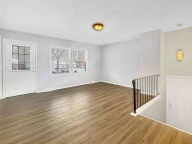 Main picture of 5822-5824 Christie Ave SE