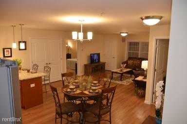 Main picture of 440 Edgar Rd