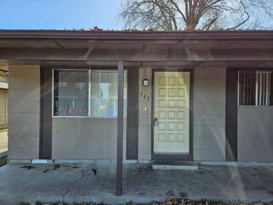 Main picture of 106 46th Ave SE