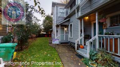 Main picture of 920 SE Nehalem St