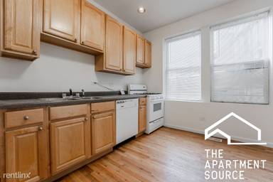Main picture of 2450 N Southport Ave