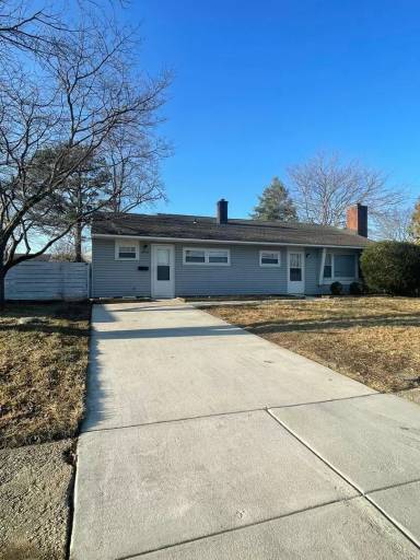Main picture of 11 Malvina Ln