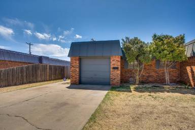Main picture of 3715 53rd St