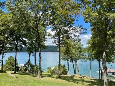 Main picture of 10804 Bever Lk