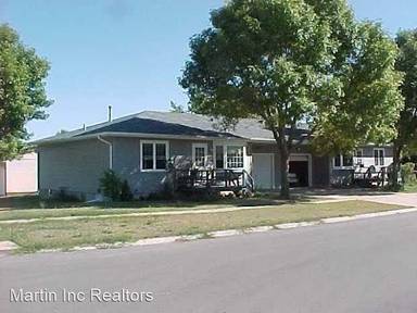Main picture of 2807 Violet Dr