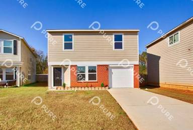 Main picture of 148 Farmington Dr