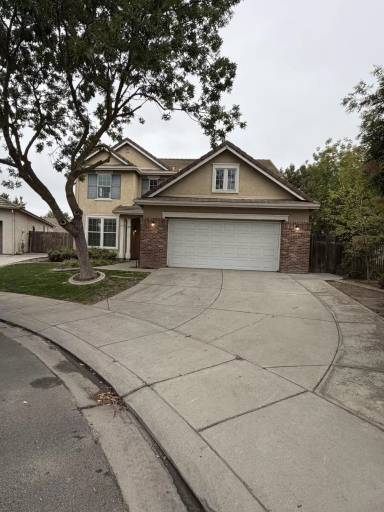 Main picture of 4002 Summer Ct