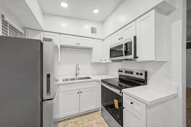 Main picture of Camelot Casitas