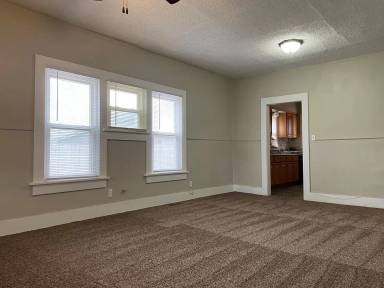 Main picture of 1511 W 2nd St N