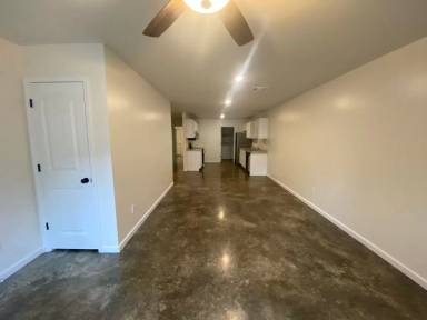Main picture of 510 Floyd St