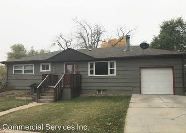 Main picture of 3049 E 10th St