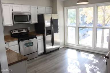 Main picture of 5190 Glen Meadow Dr