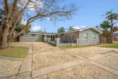 Main picture of 4402 16th St