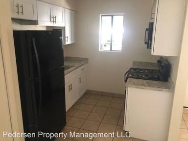 Main picture of 427 E Friar Ave