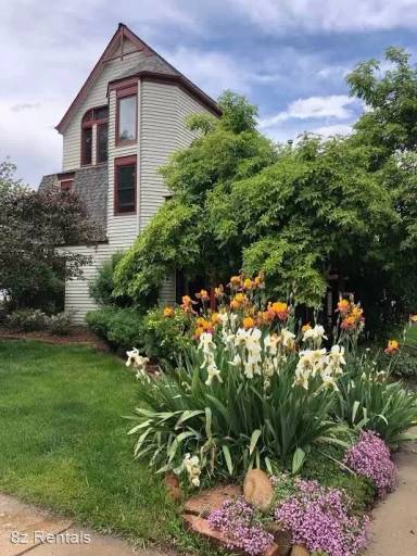 Main picture of 2579 Mapleton Ave