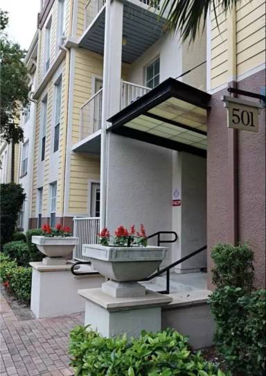 Main picture of 520 S Armenia Ave