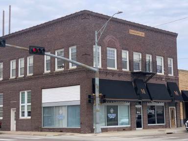Main picture of 128 S 5th St