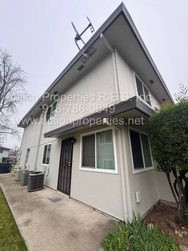 Main picture of 241 Macario Ct