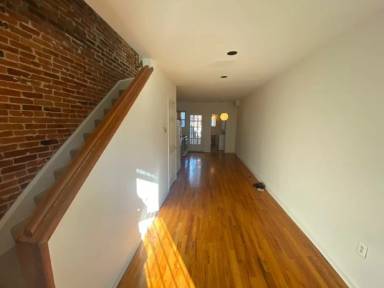 Main picture of 413 Warner St NW
