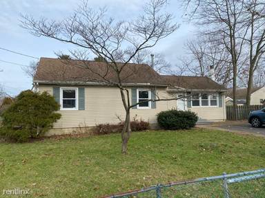 Main picture of 30 Chestnut St