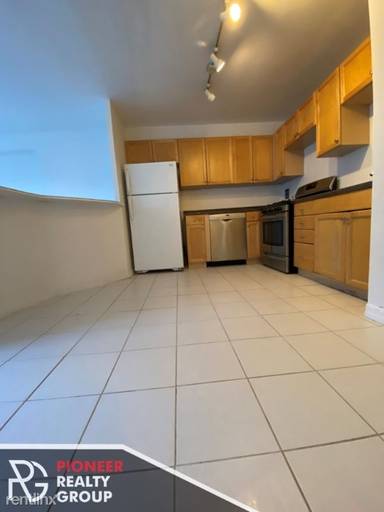 Main picture of 3950 North Lake Shore Drive Condominium