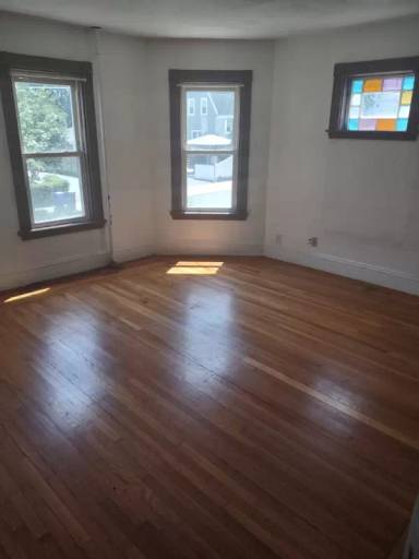 Main picture of 44 Boylston St