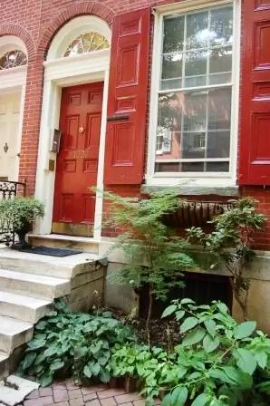Main picture of 1020 Clinton St