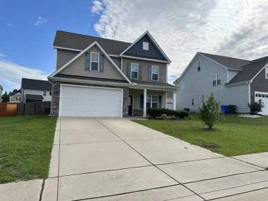 Main picture of 1020 Liberty Ln