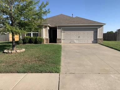 Main picture of 2700 W Decatur St