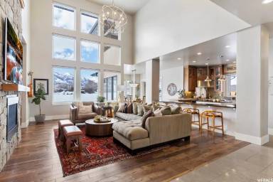 Main picture of 2453 N Sierra Dr