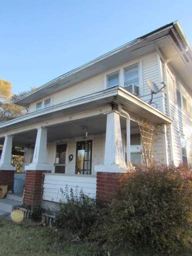 Main picture of 112 N Ohio St