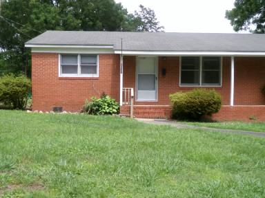 Main picture of 201 Harwood St