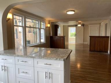 Main picture of 646 Washington Ave