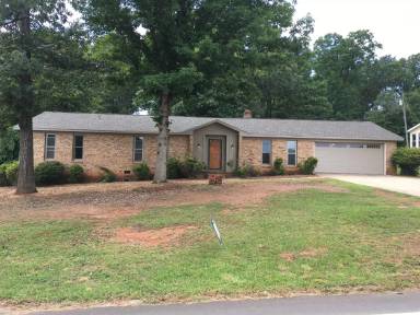 Main picture of 198 Tanner Rd