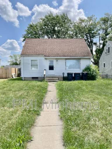 Main picture of 124 S Sheridan St