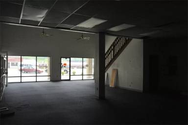 Main picture of 2828 Parkway