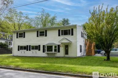 Main picture of 285 Willard St