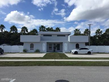 Main picture of 1301 NW 17th Ave